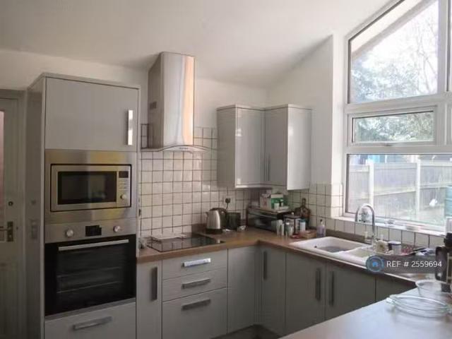 House for rent in Great Boughton, Two Mills