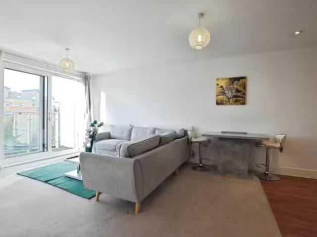 House for rent in St Albans, Five Acres