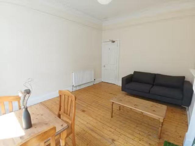 House for rent in Lorne, Leith