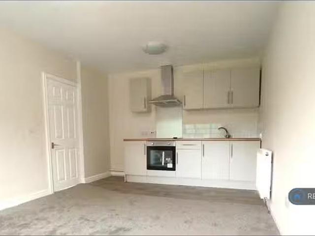 House for rent in Rossmore, Cheshire