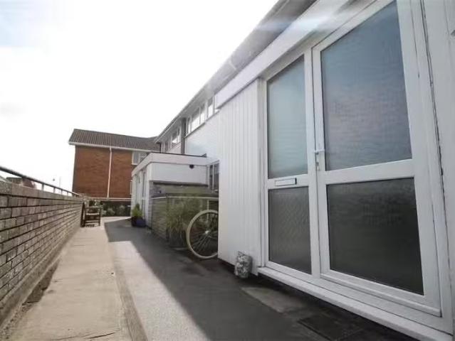 House for rent in Fishersgate, West Sussex