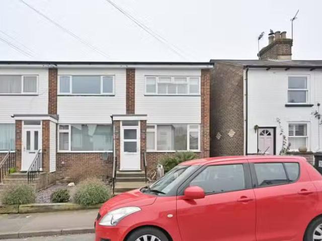 House for rent in Pouchen End, Hertfordshire