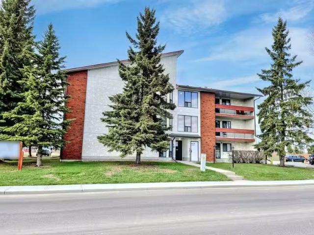 Condo for rent in Cherry Grove, Alberta