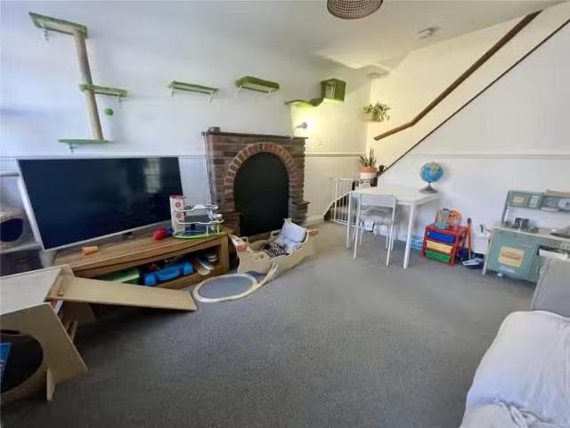 House for rent in Creekmoor, Poole