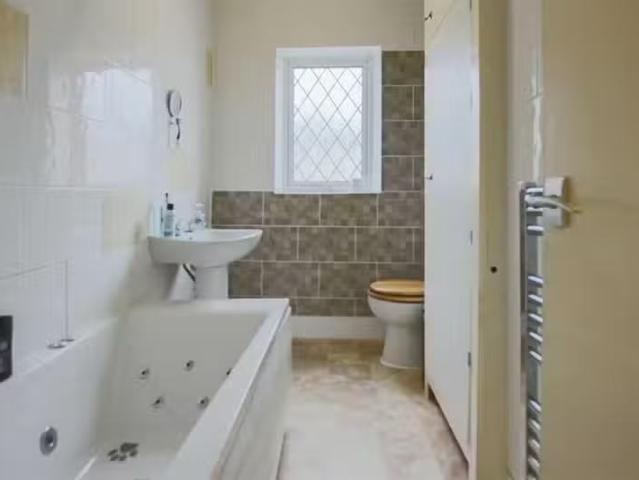 House for rent in Canary Wharf, Greater London