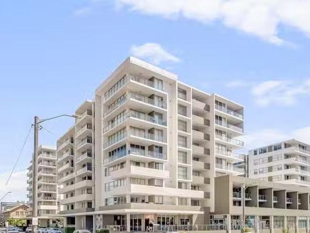 House for rent in Wollongong West, New South Wales