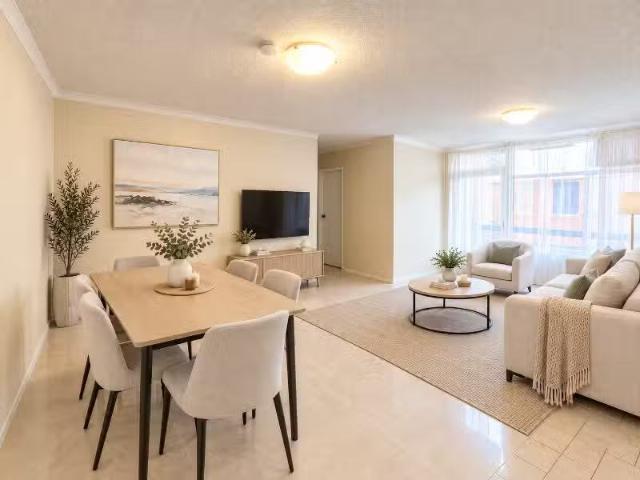 Apartment for rent in Eastlakes, Sydney
