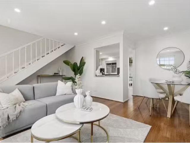 Condo for rent in Sydney, New South Wales