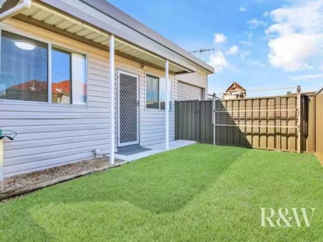 Apartment for rent in Colyton, Sydney