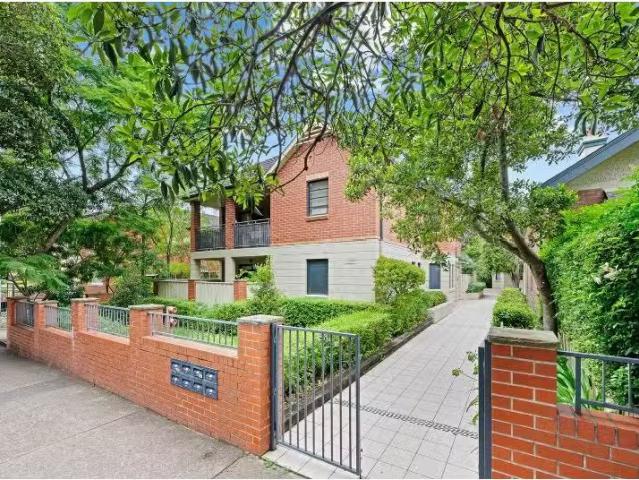 Condo for rent in Sydney, New South Wales