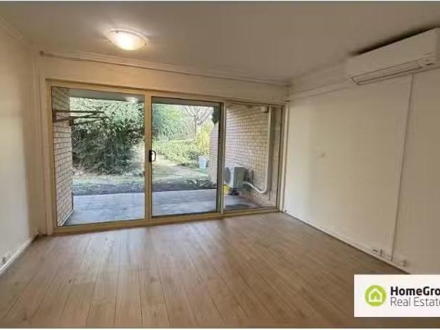 Apartment for rent in Lyons, District of Woden Valley