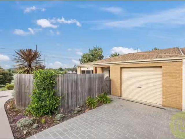 Condo for rent in Casey, Australian Capital Territory