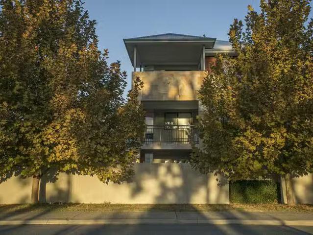 House for rent in Success, Western Australia