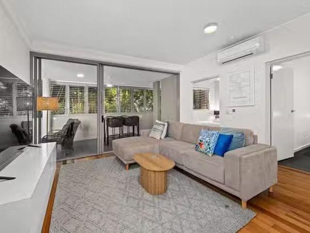 Apartment for rent in Toombul, Queensland