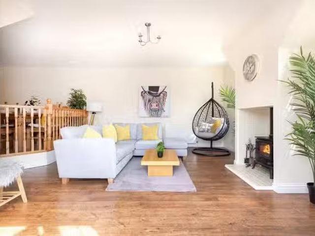 Apartment for rent in Kelty, Scotland