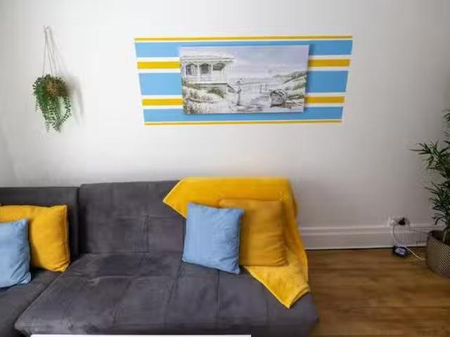 Apartment for rent in Southtown, Stokesby