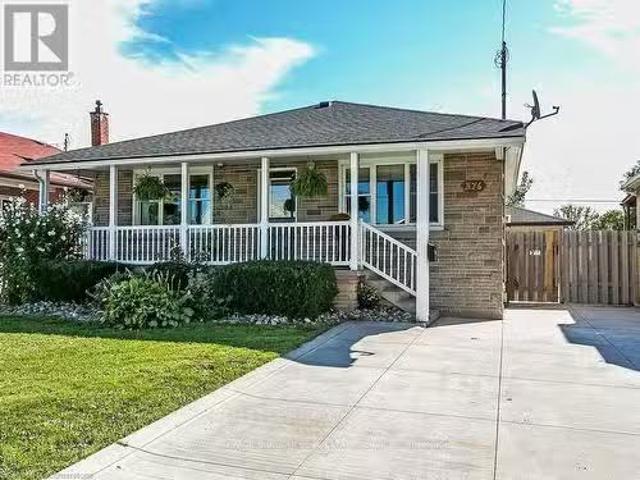 House for rent in Ancaster, Ontario