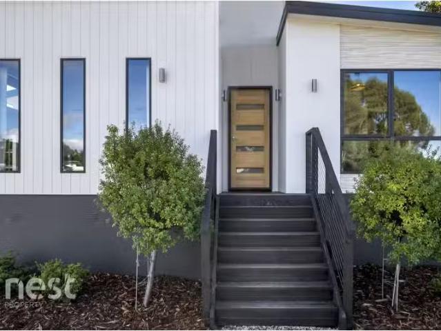 House for rent in Hobart, Tasmania