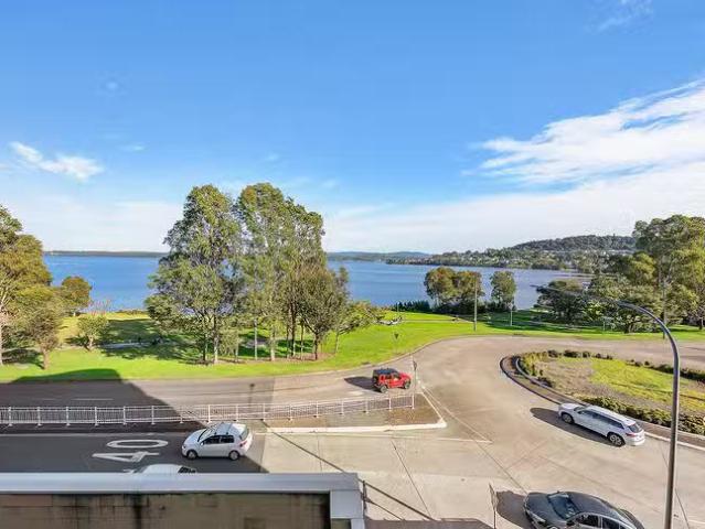 Apartment for rent in St Leonards, Victoria
