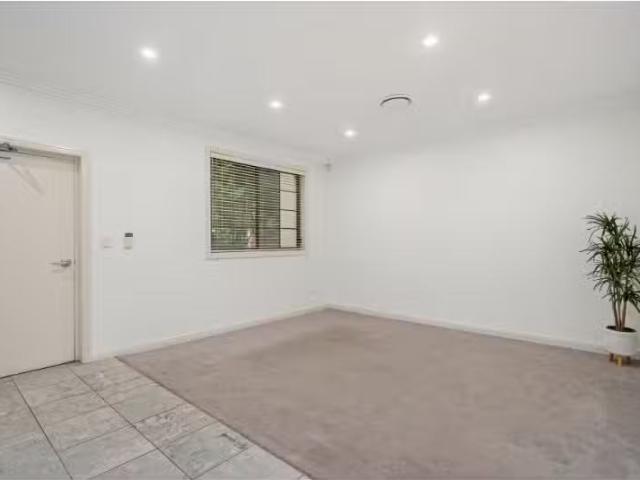 Condo for rent in Wollongong West, New South Wales