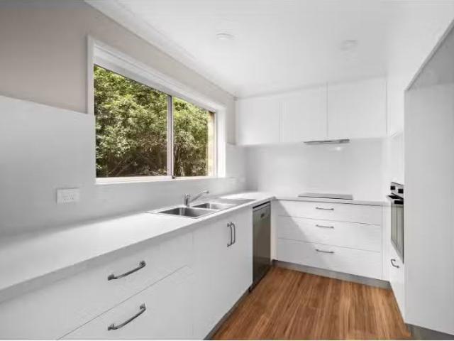 Condo for rent in Wollongong West, New South Wales