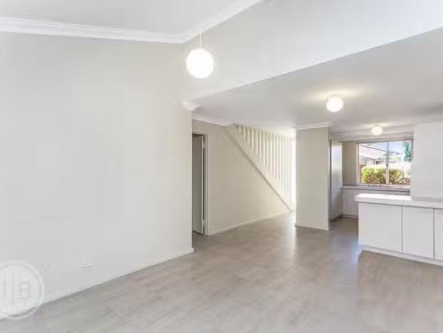 House for rent in Como, Western Australia