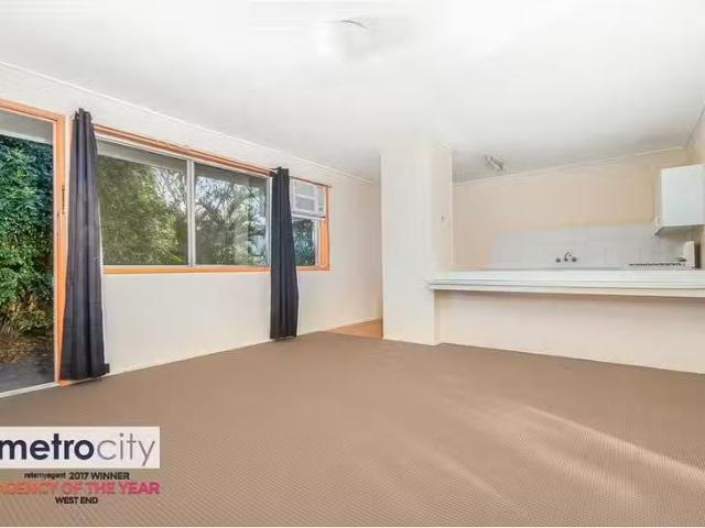Apartment for rent in Toombul, Queensland