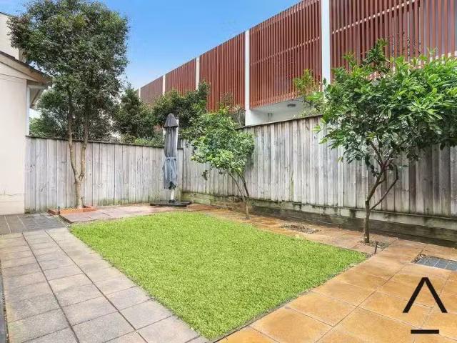 Condo for rent in Sydney, New South Wales