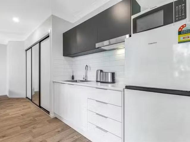 Apartment for rent in Toombul, Queensland