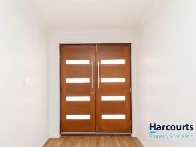 House for rent in Success, Western Australia