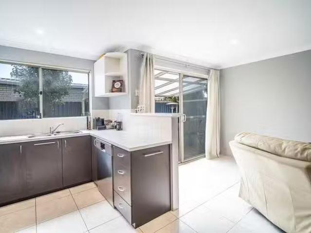 House for rent in Cloverdale, Western Australia