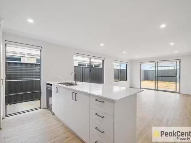 House for rent in Parklands, Western Australia