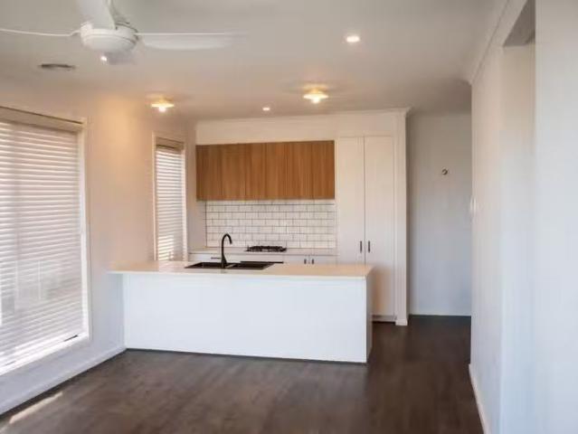House for rent in Drouin, Victoria