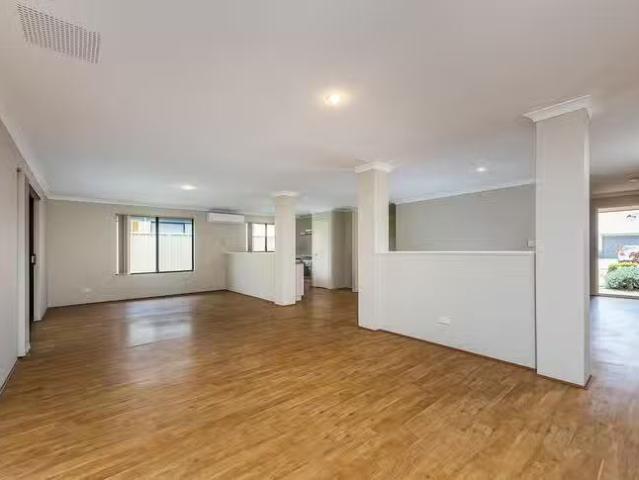 House for rent in Carlisle, Western Australia