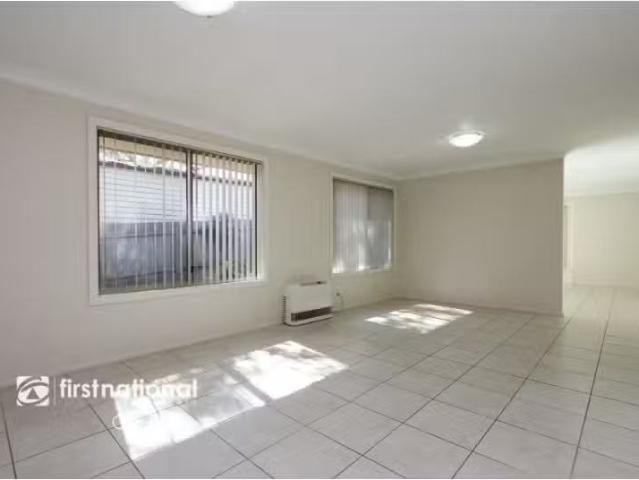 House for rent in Brisbane Grove, New South Wales