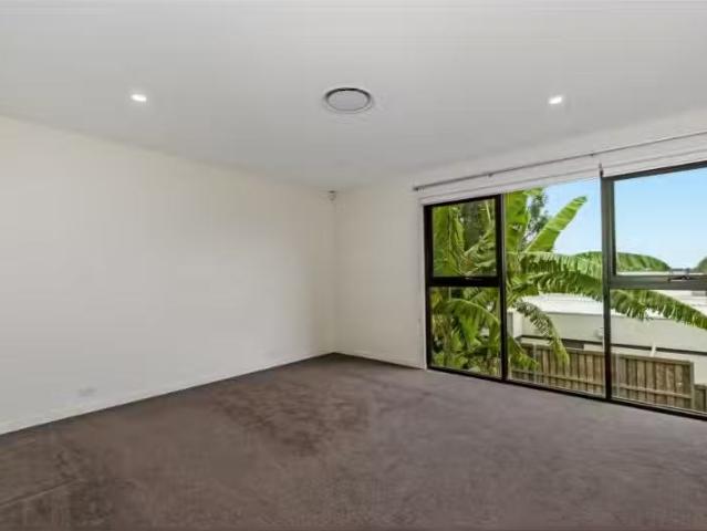 Condo for rent in Sydney, New South Wales