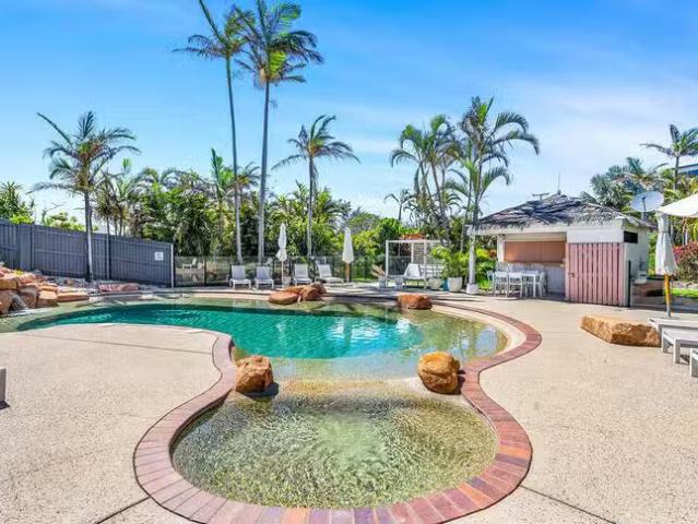 Apartment for rent in Rosslyn, Queensland