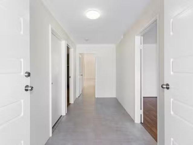 House for rent in Queens Park, Western Australia