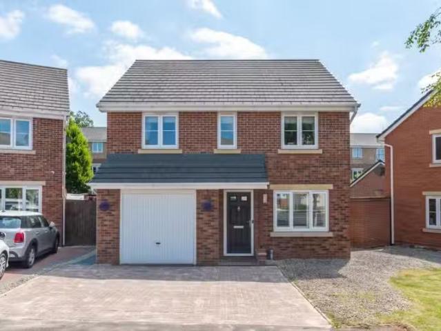 House for rent in Gorsty Hill, West Midlands