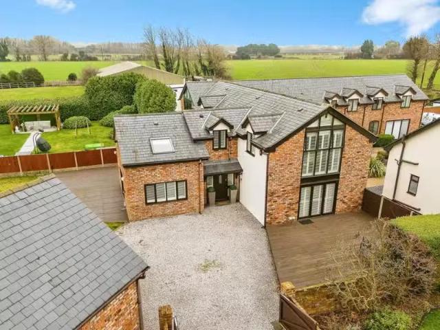 House for rent in Sealand, Garden City