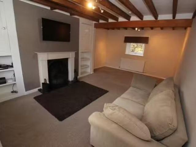 House for rent in Pantymwyn, Wales
