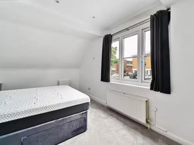 House for rent in Fishersgate, West Sussex
