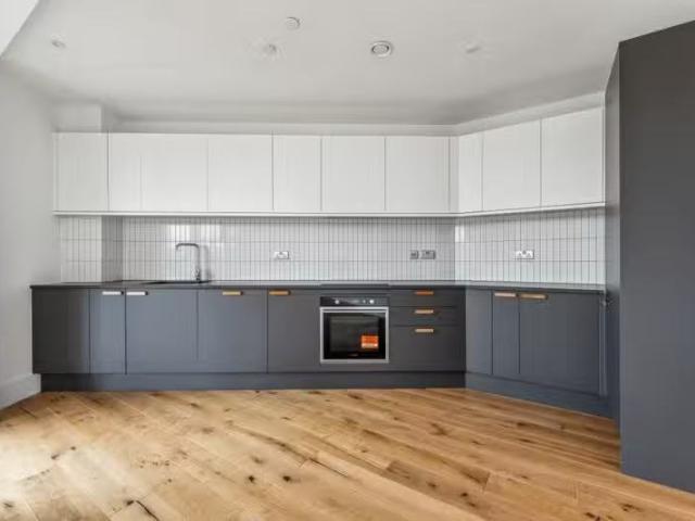 House for rent in Red Hill, Surrey