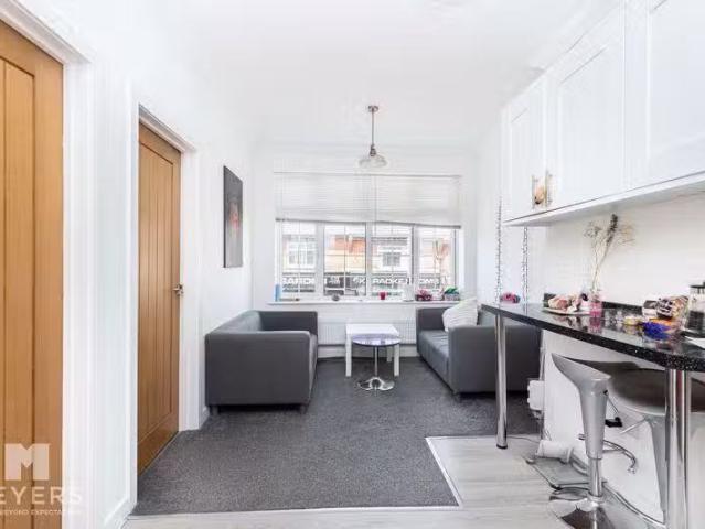 House for rent in Throop, Bournemouth