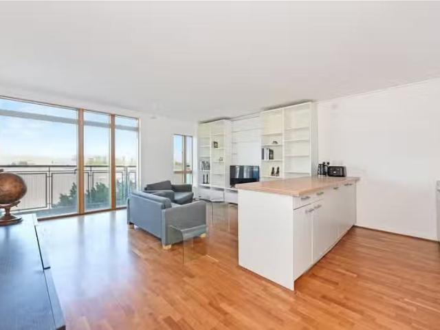 Apartment for rent in East Greenwich, Greater London