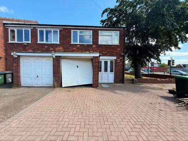 House for rent in Tipton, West Midlands