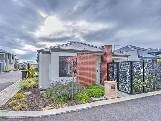 House for rent in Canning Vale, Western Australia