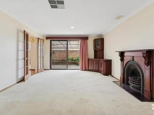 House for rent in Shelley, Western Australia