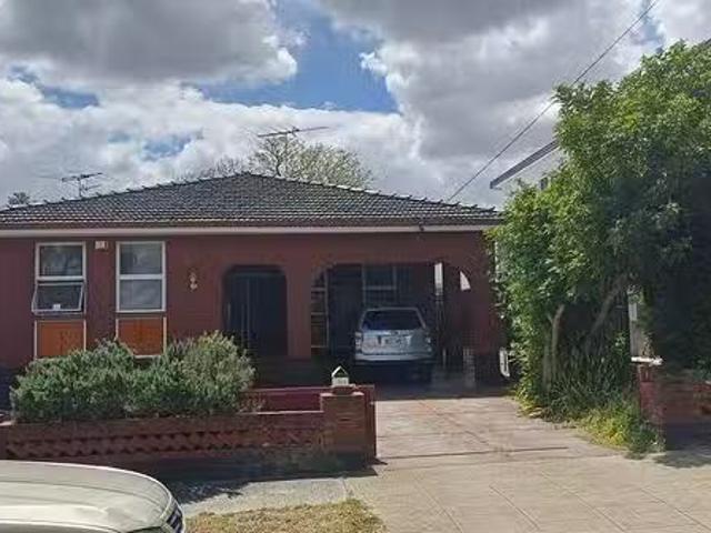 House for rent in St Kilda East, Melbourne