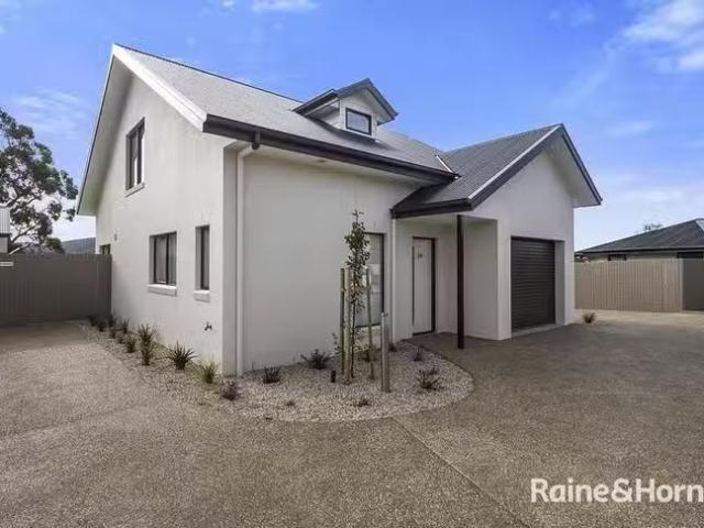 House for rent in Kingston, Tasmania